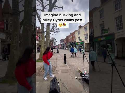Imagine miley walks past 🥺❤️#shorts #mileycyrus #singing #busking #singer thumbnail from Paigeleighofficial